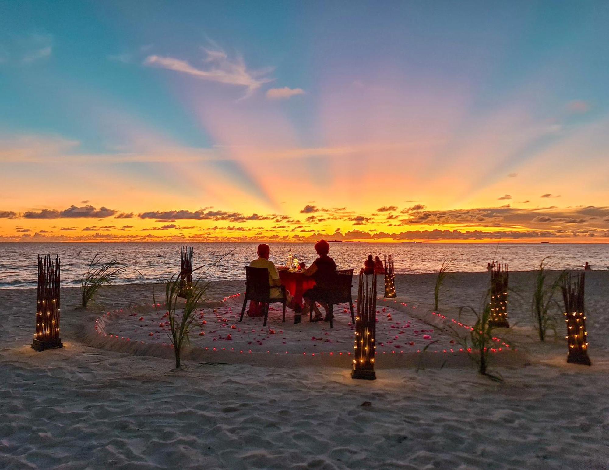 Ukulhas Villa Oceanview Hotel & Spa المظهر الخارجي الصورة