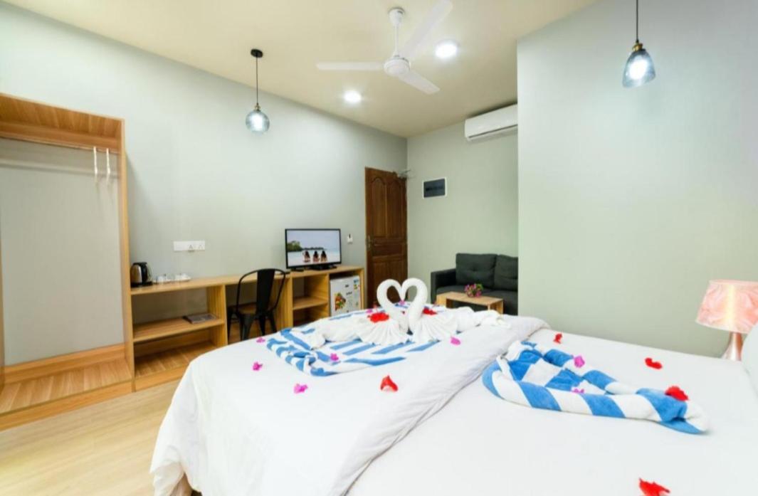 Ukulhas Villa Oceanview Hotel & Spa المظهر الخارجي الصورة